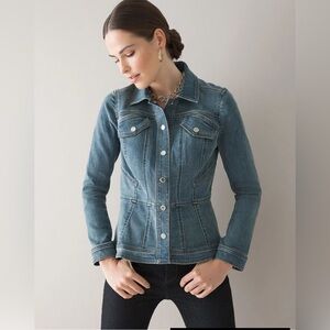 Everyday Soft Denim Peplum Trucker Jean Jacket White House Black Market Sz XS